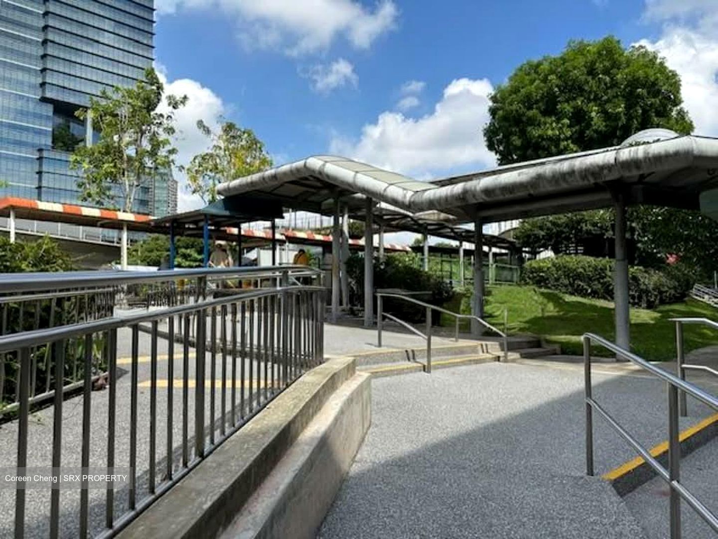 Holland Drive (D10), Shop House #553722351
